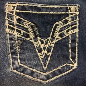 Lady’s Vigoss capris